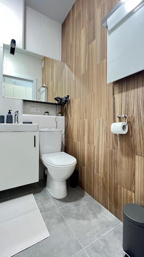 Cube House Apartment Kyiv Exterior photo